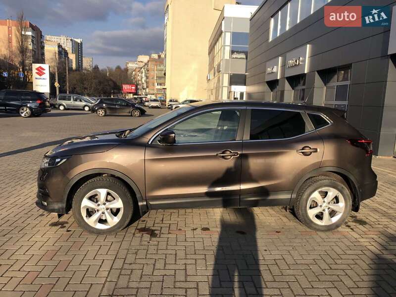 Внедорожник / Кроссовер Nissan Qashqai 2020 в Хмельницком