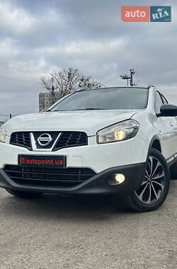 Внедорожник / Кроссовер Nissan Qashqai 2013 в Белогородке