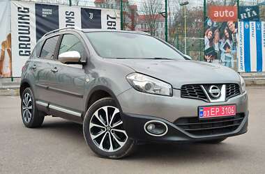 Позашляховик / Кросовер Nissan Qashqai 2012 в Києві