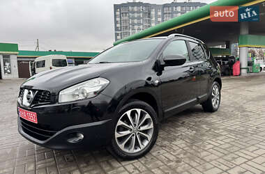 Позашляховик / Кросовер Nissan Qashqai 2010 в Луцьку