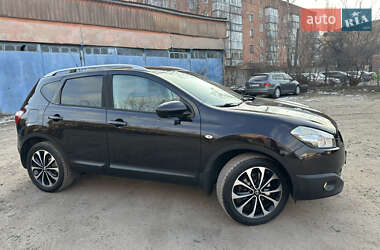 Внедорожник / Кроссовер Nissan Qashqai 2012 в Нежине