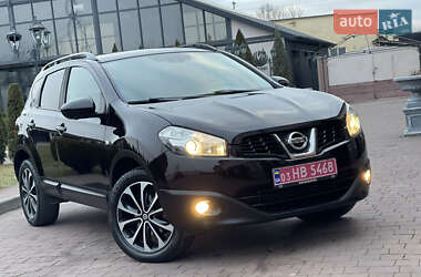 Позашляховик / Кросовер Nissan Qashqai 2013 в Стрию