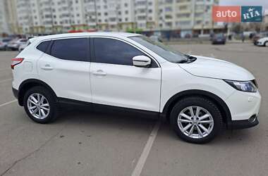 Внедорожник / Кроссовер Nissan Qashqai 2014 в Ивано-Франковске