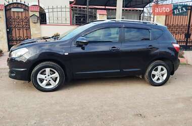 Внедорожник / Кроссовер Nissan Qashqai 2011 в 