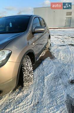 Внедорожник / Кроссовер Nissan Qashqai 2011 в Черкассах