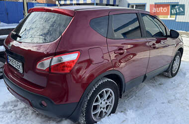 Внедорожник / Кроссовер Nissan Qashqai 2010 в Сумах