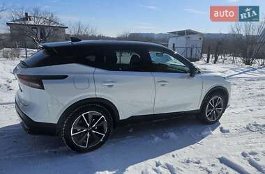 Позашляховик / Кросовер Nissan Qashqai 2023 в 