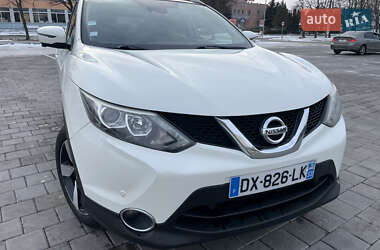 Внедорожник / Кроссовер Nissan Qashqai 2015 в Черкассах