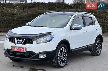 Позашляховик / Кросовер Nissan Qashqai 2012 в Умані