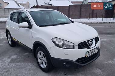 Позашляховик / Кросовер Nissan Qashqai 2013 в Харкові