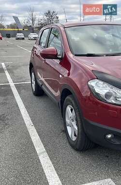 Позашляховик / Кросовер Nissan Qashqai 2012 в Києві