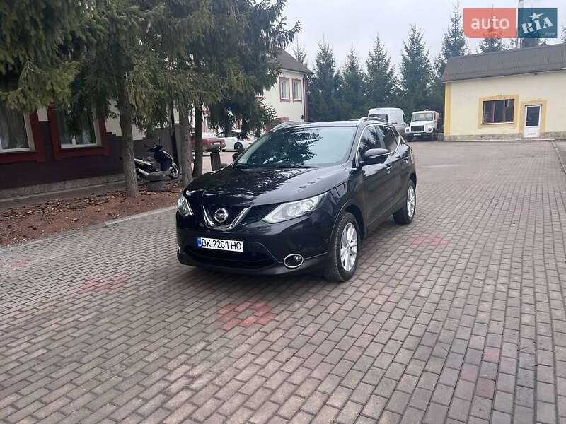 Позашляховик / Кросовер Nissan Qashqai 2014 в Рокитному