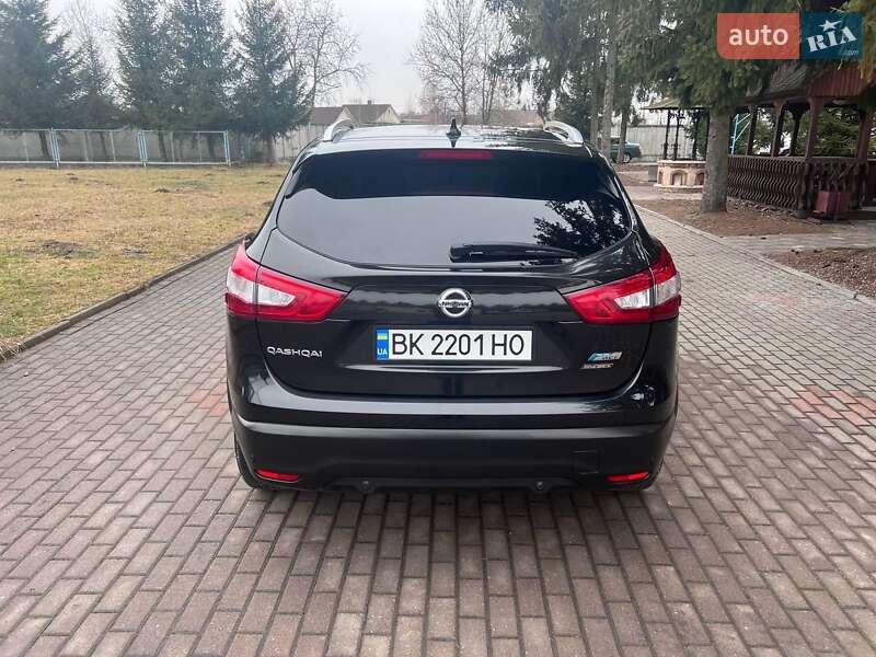 Позашляховик / Кросовер Nissan Qashqai 2014 в Рокитному