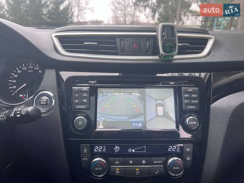 Позашляховик / Кросовер Nissan Qashqai 2014 в Рокитному