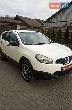 Внедорожник / Кроссовер Nissan Qashqai 2010 в Могилев-Подольске