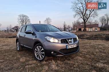 Позашляховик / Кросовер Nissan Qashqai 2010 в Самборі