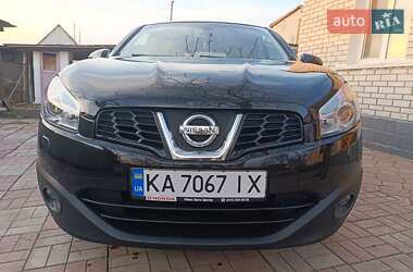 Внедорожник / Кроссовер Nissan Qashqai 2010 в Киеве