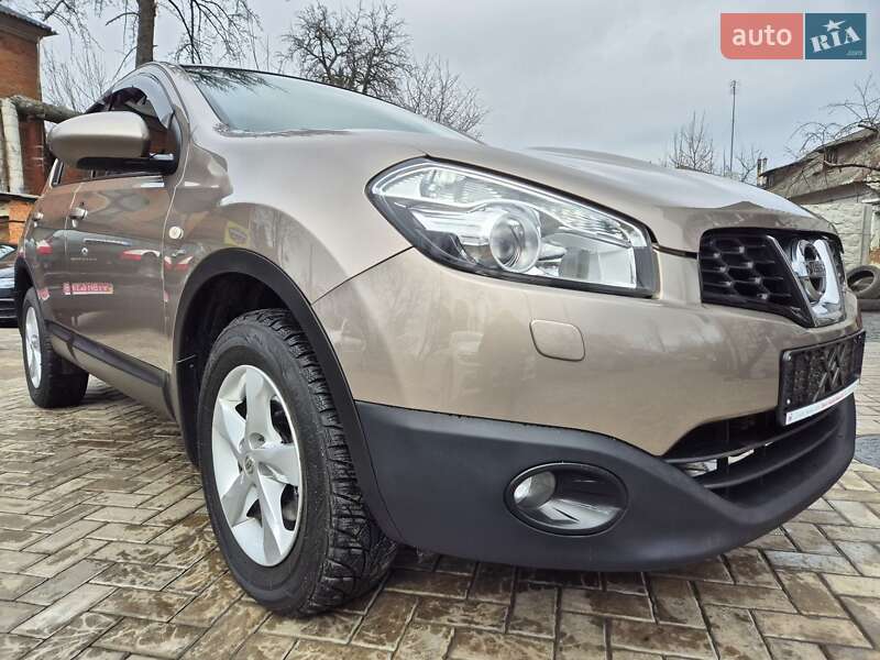 Позашляховик / Кросовер Nissan Qashqai 2013 в Сумах