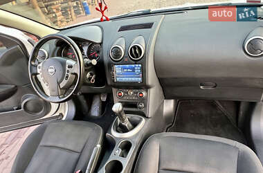 Внедорожник / Кроссовер Nissan Qashqai 2012 в Сарнах