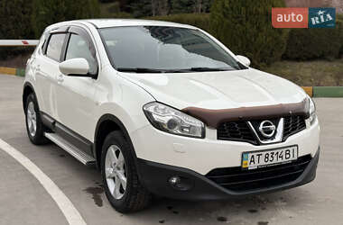 Внедорожник / Кроссовер Nissan Qashqai 2013 в Ивано-Франковске