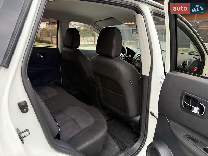 Внедорожник / Кроссовер Nissan Qashqai 2013 в Ивано-Франковске