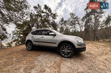 Внедорожник / Кроссовер Nissan Qashqai 2008 в 