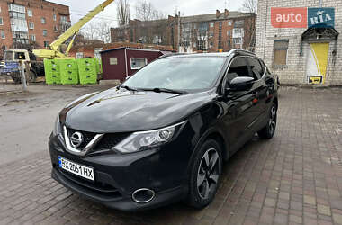 Внедорожник / Кроссовер Nissan Qashqai 2015 в 