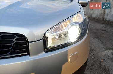 Позашляховик / Кросовер Nissan Qashqai 2013 в 
