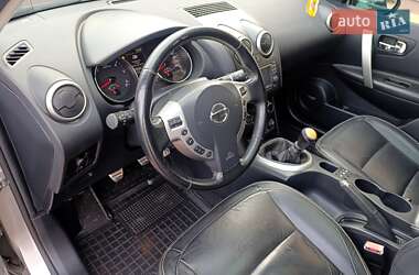 Позашляховик / Кросовер Nissan Qashqai 2013 в 