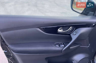 Внедорожник / Кроссовер Nissan Qashqai 2014 в 
