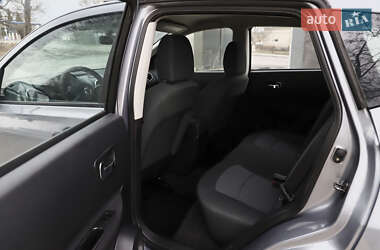 Позашляховик / Кросовер Nissan Qashqai 2011 в 