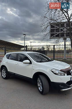 Внедорожник / Кроссовер Nissan Qashqai 2011 в Кривом Роге