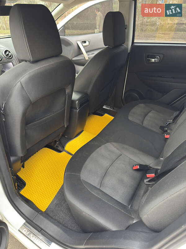 Позашляховик / Кросовер Nissan Qashqai 2011 в Кривому Розі фото 15 Позашляховик / Кросовер Nissan Qashqai 2011 в Кривому Розі