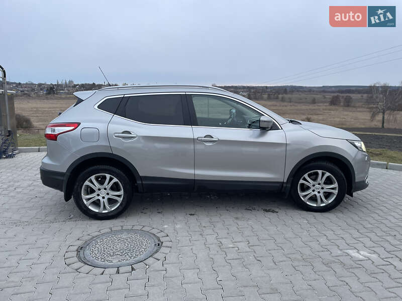 Внедорожник / Кроссовер Nissan Qashqai 2015 в Шумске фото 3 Внедорожник / Кроссовер Nissan Qashqai 2015 в Шумске