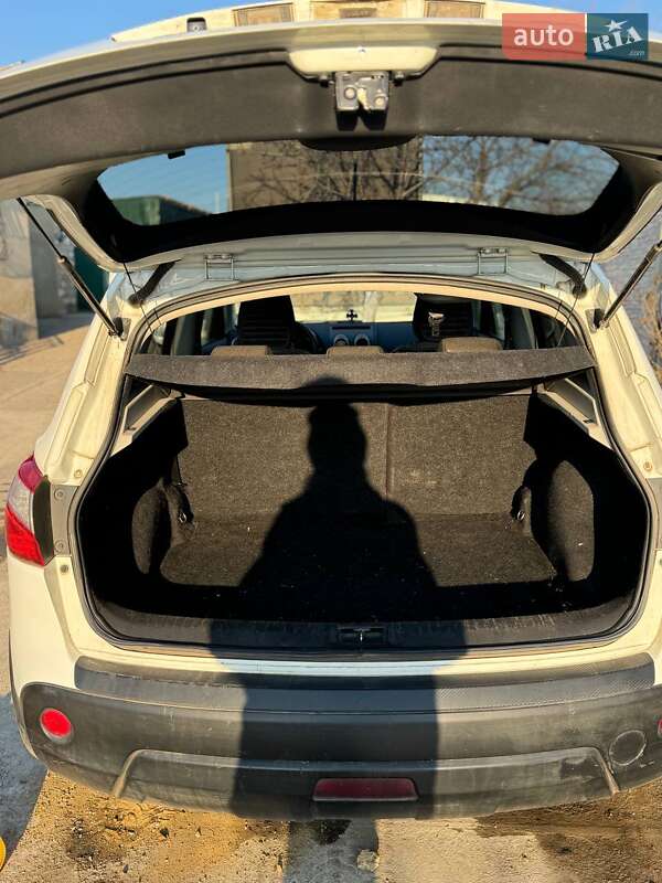 Внедорожник / Кроссовер Nissan Qashqai 2011 в Арцизе