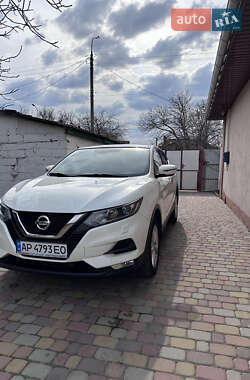 Внедорожник / Кроссовер Nissan Qashqai 2018 в 