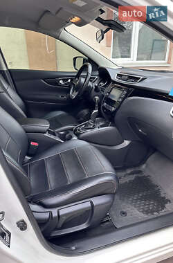 Внедорожник / Кроссовер Nissan Qashqai 2018 в 