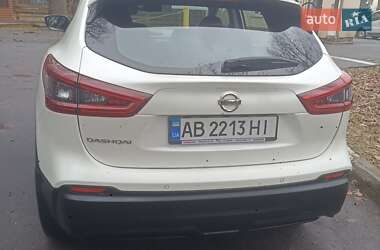 Позашляховик / Кросовер Nissan Qashqai 2020 в 