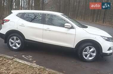 Позашляховик / Кросовер Nissan Qashqai 2020 в 