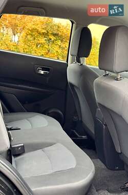 Внедорожник / Кроссовер Nissan Qashqai 2013 в 