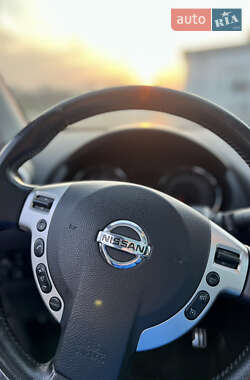 Внедорожник / Кроссовер Nissan Qashqai 2011 в 