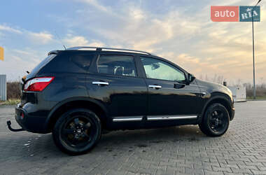 Внедорожник / Кроссовер Nissan Qashqai 2011 в 
