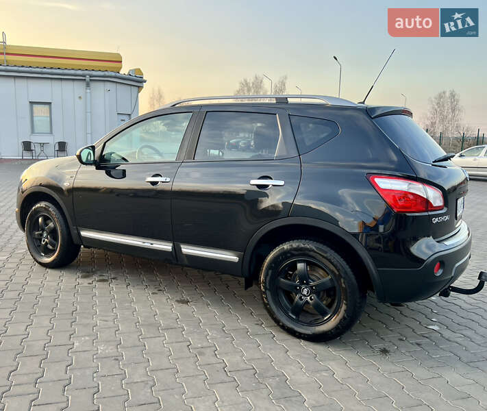 Внедорожник / Кроссовер Nissan Qashqai 2011 в Луцке