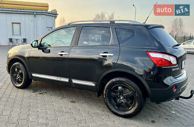 Внедорожник / Кроссовер Nissan Qashqai 2011 в 