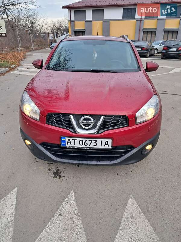 Позашляховик / Кросовер Nissan Qashqai 2011 в Івано-Франківську