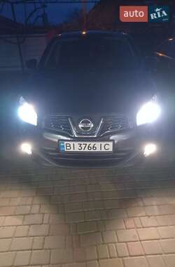 Внедорожник / Кроссовер Nissan Qashqai 2010 в 