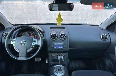 Внедорожник / Кроссовер Nissan Qashqai 2010 в 