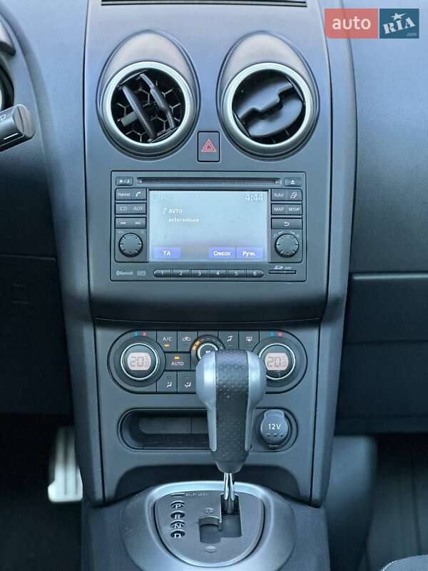 Внедорожник / Кроссовер Nissan Qashqai 2010 в Киеве