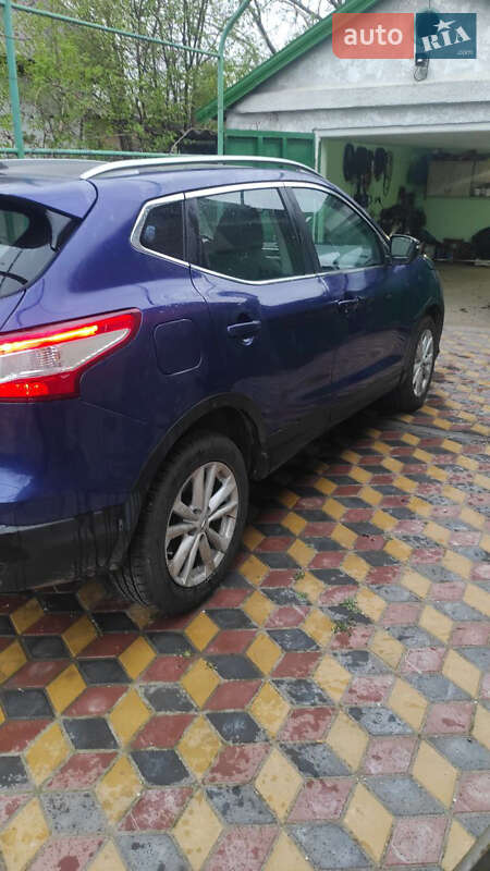 Внедорожник / Кроссовер Nissan Qashqai 2015 в Килии