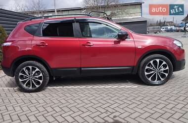 Внедорожник / Кроссовер Nissan Qashqai 2013 в 